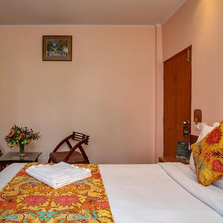 Muscatel Spring Burn - 100 Mts From Mall Road Darjeeling  Ngoại thất bức ảnh