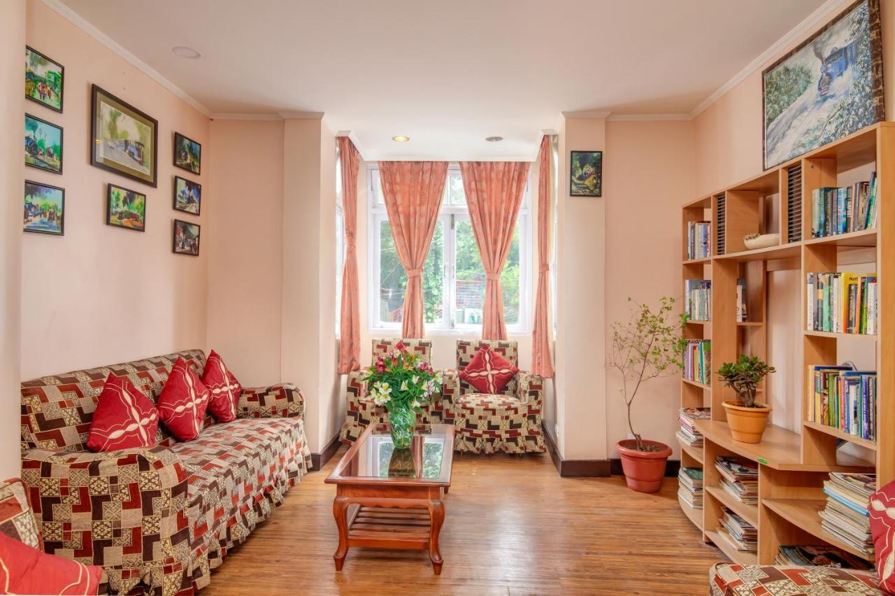 Muscatel Spring Burn - 100 Mts From Mall Road Darjeeling  Ngoại thất bức ảnh