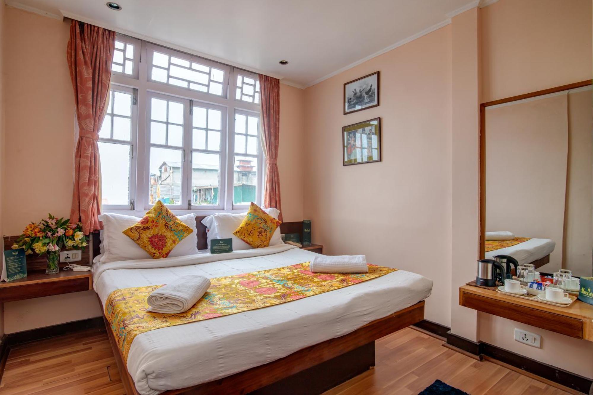 Muscatel Spring Burn - 100 Mts From Mall Road Darjeeling  Ngoại thất bức ảnh